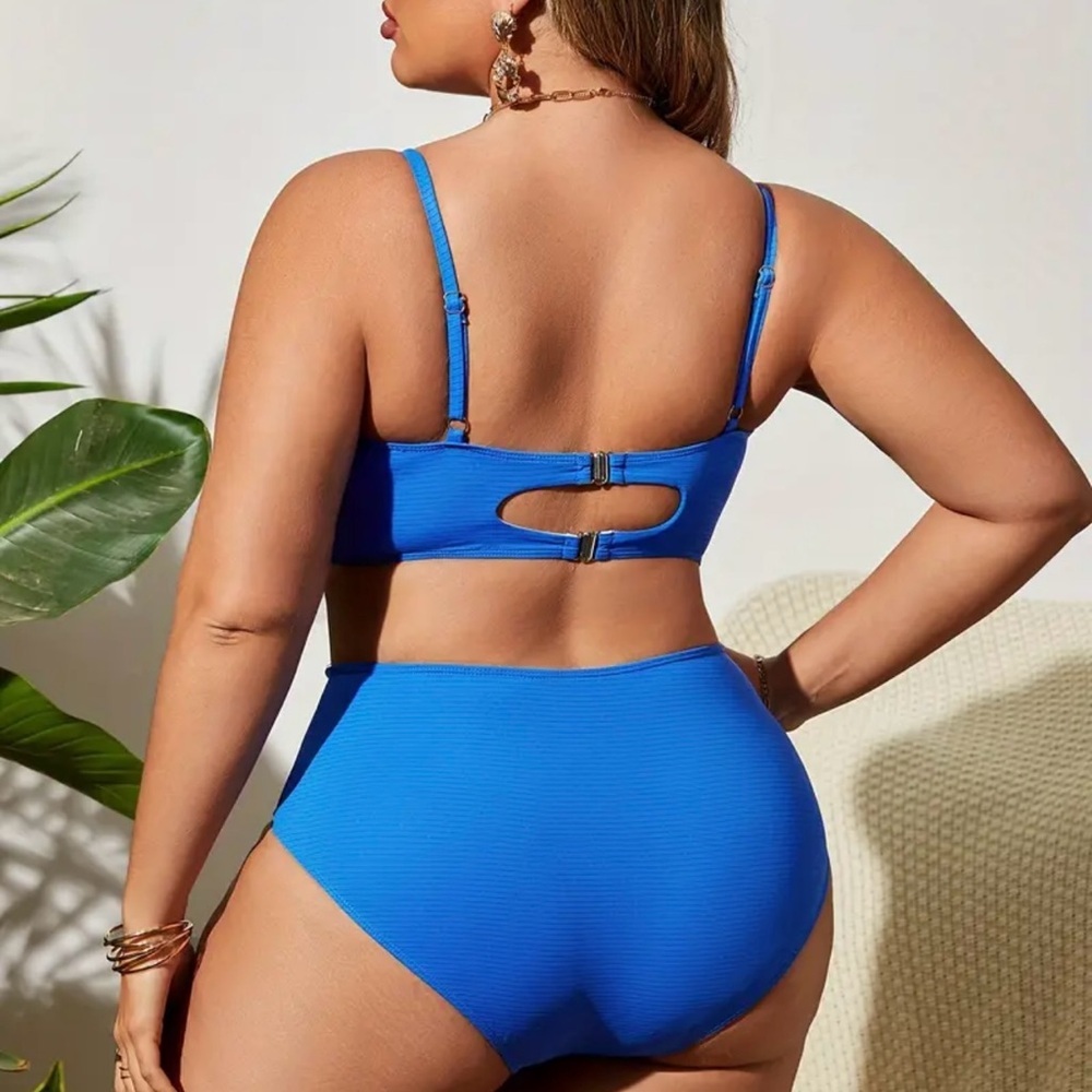 Plus Size Blue Scallop Push Up High Waisted Bikini Set - Picture 4 of 10